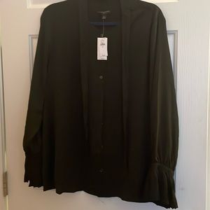 BR bow neck blouse with pleated cuffs